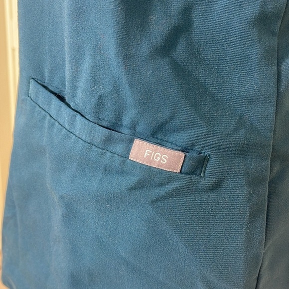 Figs Womens Casma Three-Pocket Teal Scrub Top Sz XS Technical Comfort Medical - Picture 7 of 11